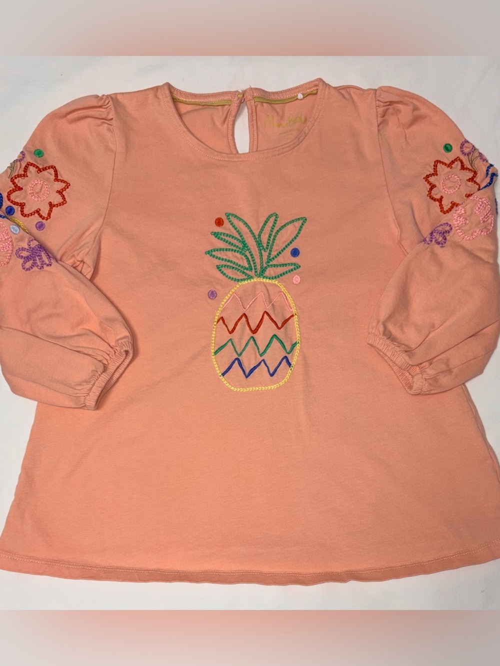 Mini Boden adorable top with pineapple and flower appliques sz 7-8 EUC